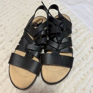 Clark’s Black Strappy Sandals